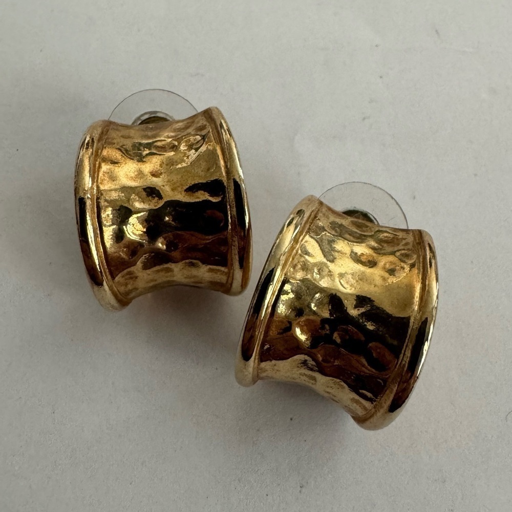 Vintage Joan Rivers Hammered Half Hoop Mini Earrings